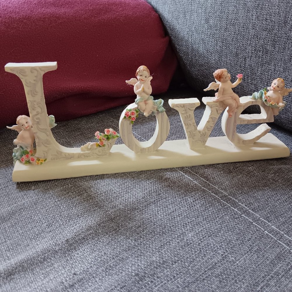 ***PRICE DROP***  3-D Love Sculpture with Angels